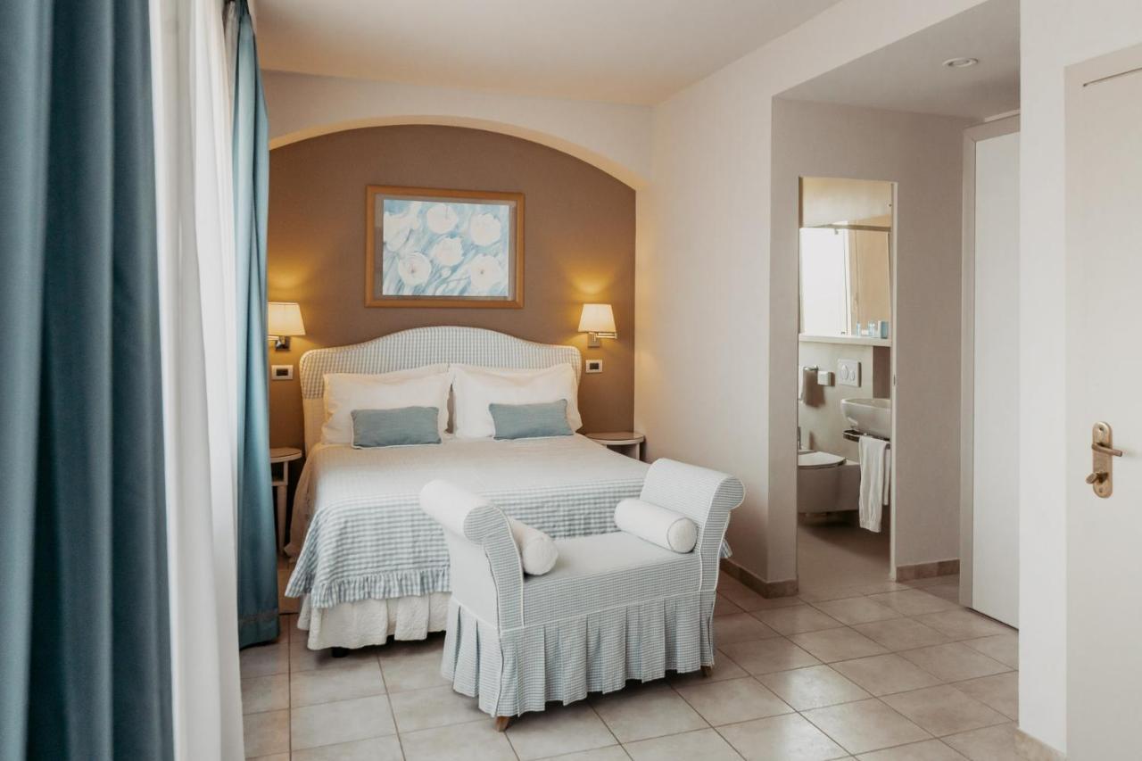 Hotel Eden Cinquale Esterno foto