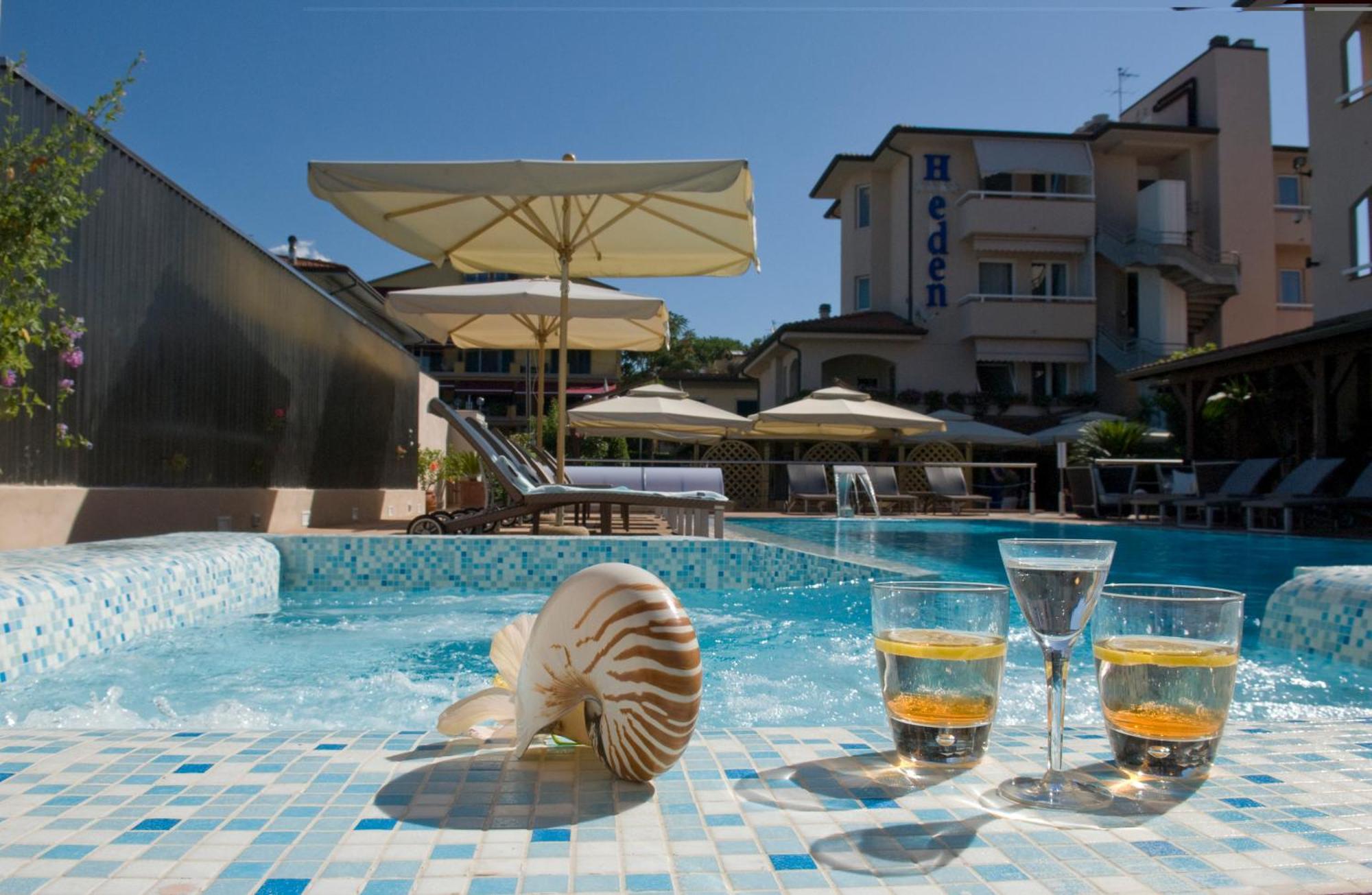 Hotel Eden Cinquale Esterno foto